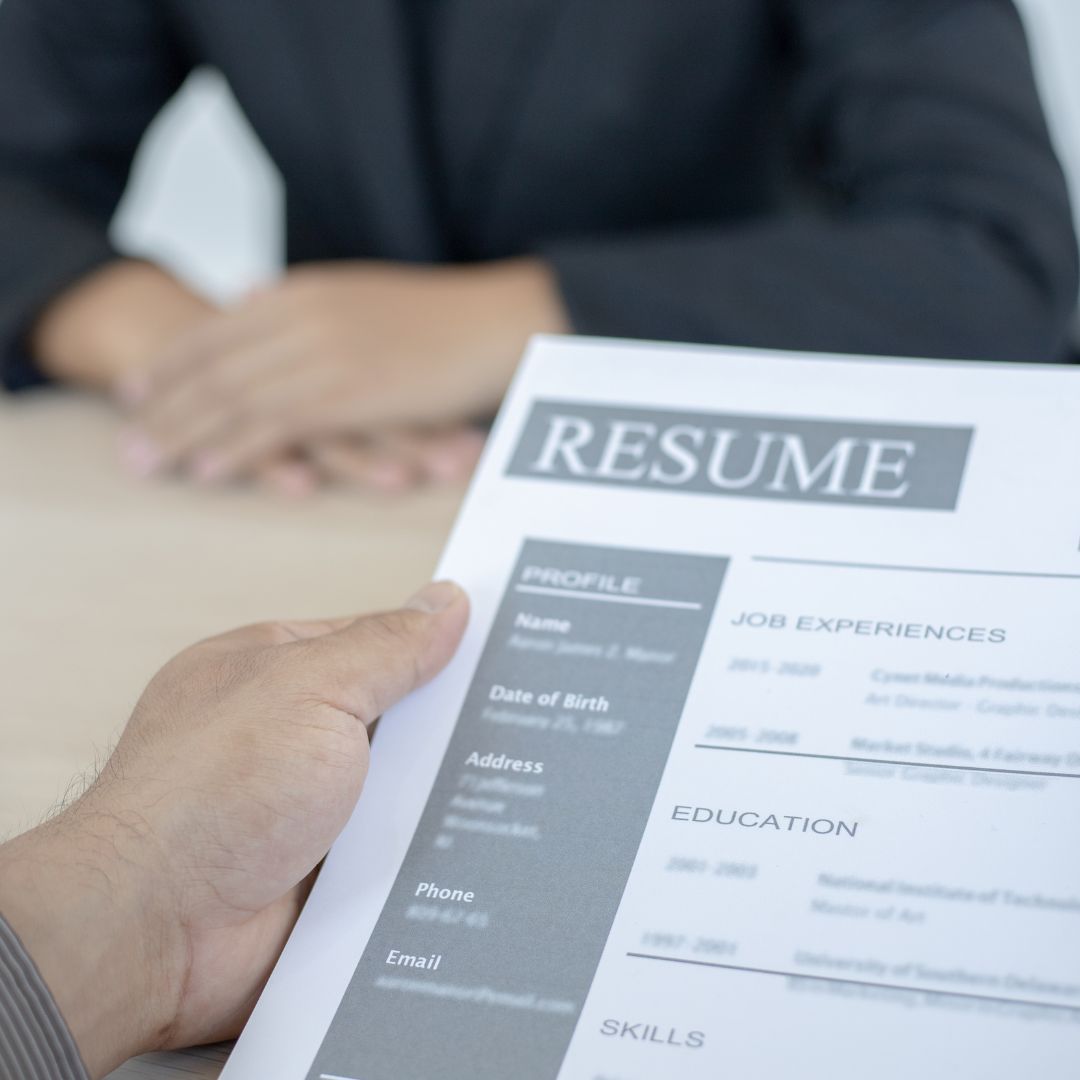 元営業マンが語る介護職のやりがいとは？異業種からの転職で活かせるスキル3選
